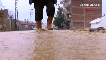 Malatya’da rögar taştı; cadde göle döndü