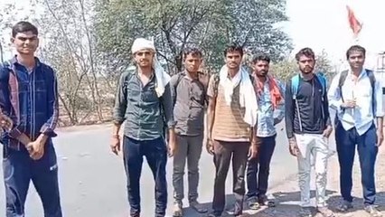 कटनी: आस्था ऐसी कि नवरात्रि शुरू होते ही, श्रद्धालुओं का जत्था निकला पैदल