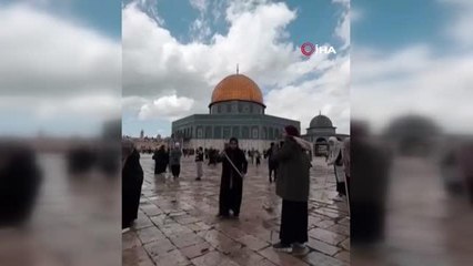 Filistinliler, Ramazan ayı öncesi Mescid-i Aksa'da temizlik yaptı