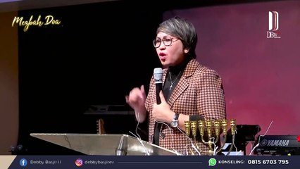 Menyanyikan pujian itu mudah tapi menjalaninya itu tidak mudah - Debby Basjir #debbybasjir
