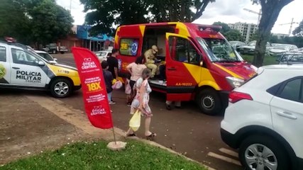 Mulher sofre laceração no braço após cair sobre prato em festa de igreja