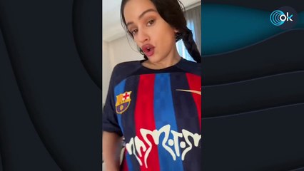 Ridículo de Rosalía versionando el himno del Barça