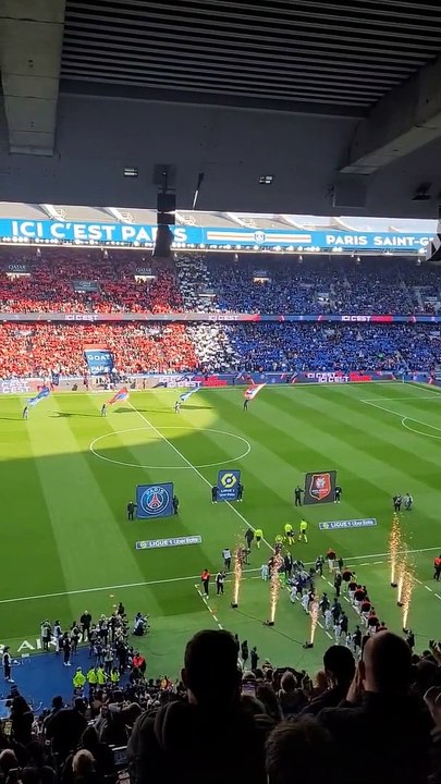 Les supporters répondent présents et donnent de la voix contre Rennes #PSGSRFC