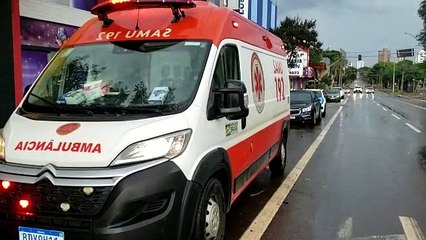 Morador de rua agredido pede ajuda em igreja no Centro