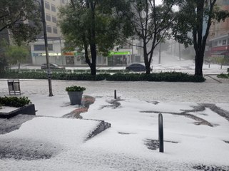 En video: así se vivió la fuerte granizada en varias zonas de Bogotá