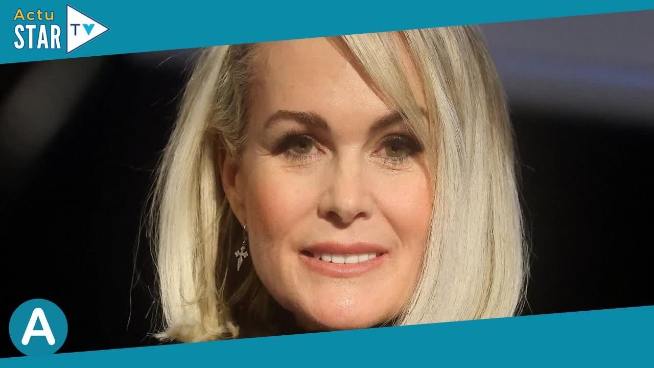 Laeticia Hallyday : Fin de ses vacances "magiques" avec son adorable Joy, duo looké et inséparable