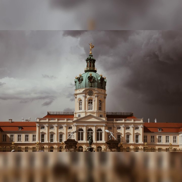 Which Country Has the Most Castles?