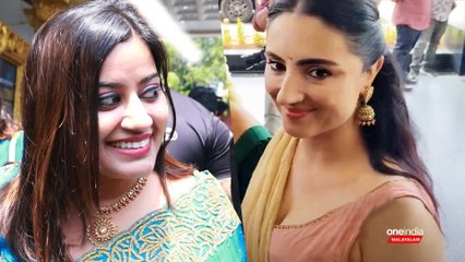 ആശ ശരത്തിന്റെ മകളുടെ കല്യാണത്തിന്  കിടിലൻ ലുക്കിൽ വന്ന  പാരിസ് ലക്ഷ്മിയും അൻസിബയും