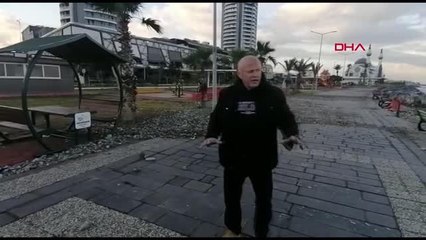 PROF. DR. ÖZTÜRK İSKENDERUN'DA KIYI ŞERİDİ 100 METREDEN 101 METREYE ULAŞTI