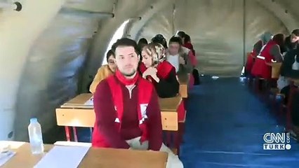 Çadır sınıflarda üniversite telaşı