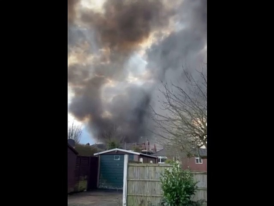 Mansfield residents share footage of plumes of smoke from factory fire
