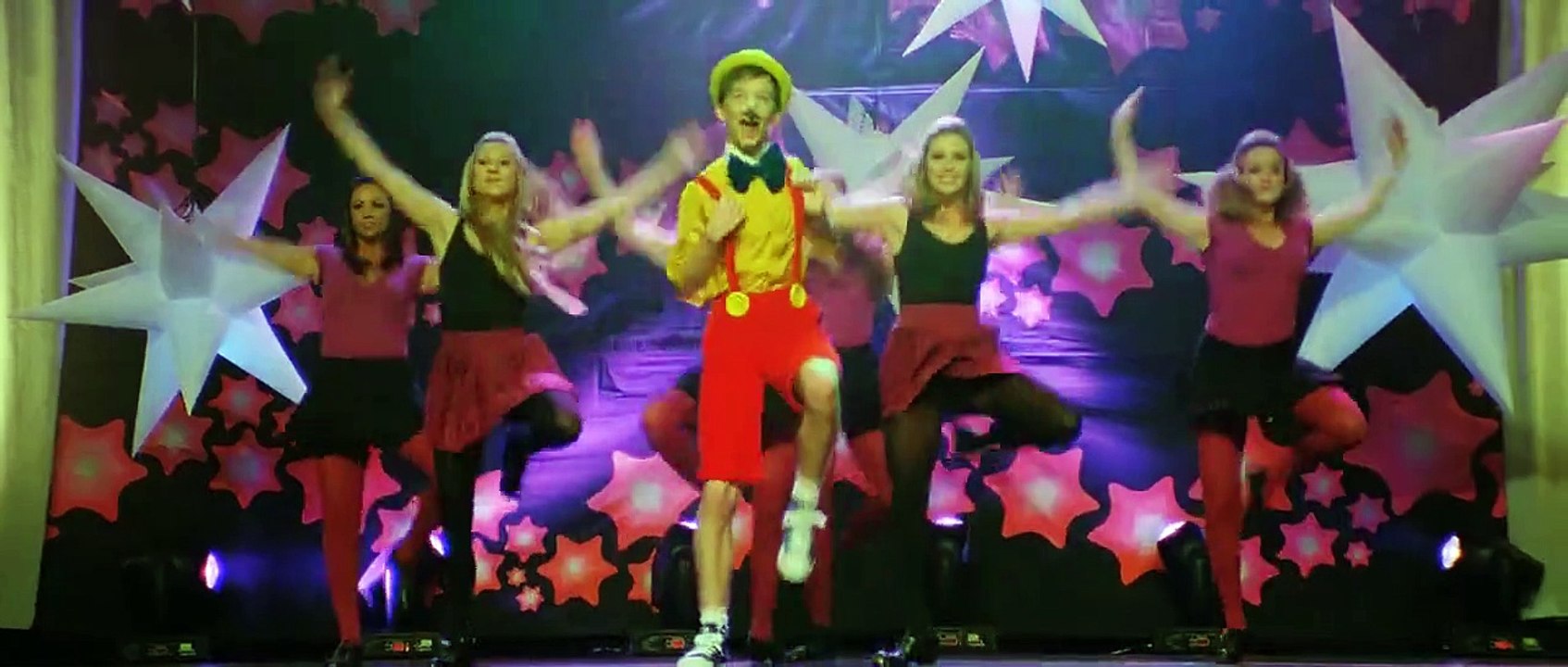 Tu Jhoothi Main Makkaar	 Part 1