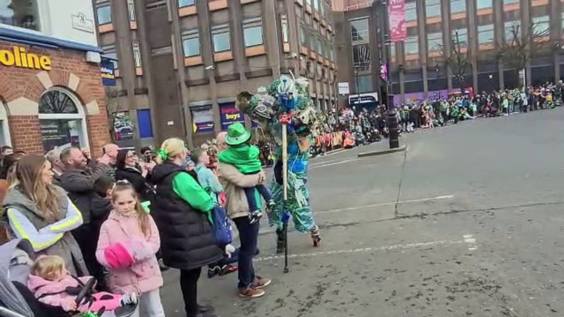 ⁣A recycling giant slinking through the Diamond on St Patrick's Day