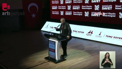 Sırrı Süreyya Önder'den 'Meclis’in renkli kişiliği' açıklaması: Cezaevine atarken hiç bu renge bakmıyor