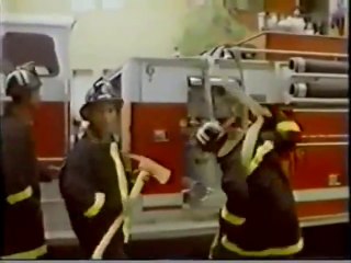 Ron Barceló - De Nosotros lo Mejor - Bombero