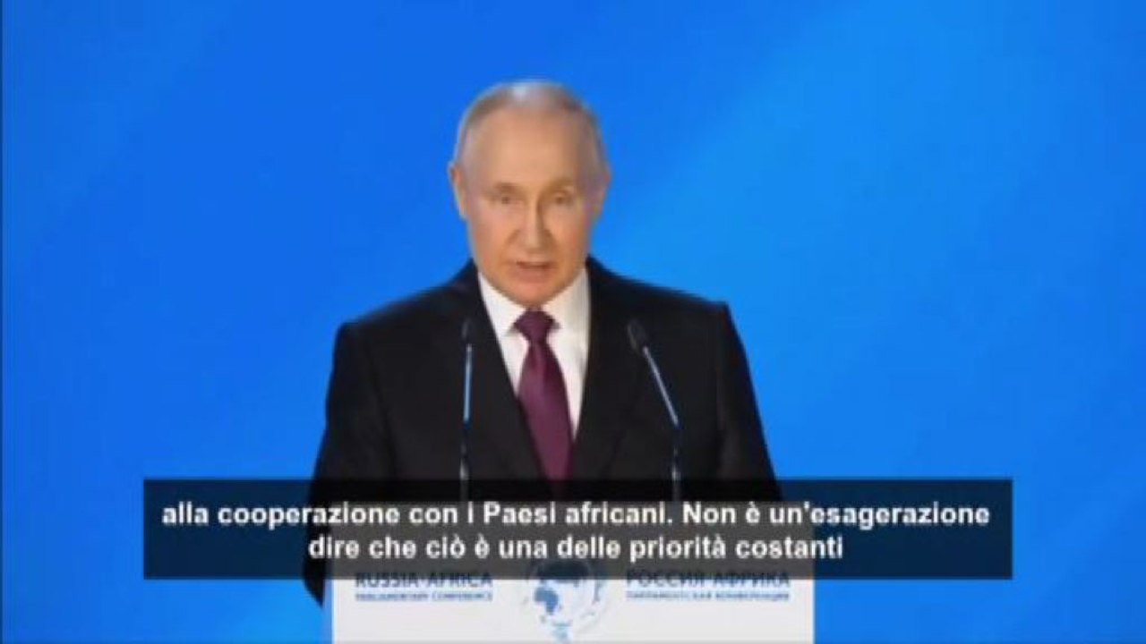 Putin: i legami con Paesi africani sono una priorità per Mosca