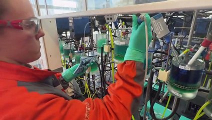 Dans un laboratoire près de Paris, on imagine une deuxième vie pour les batteries