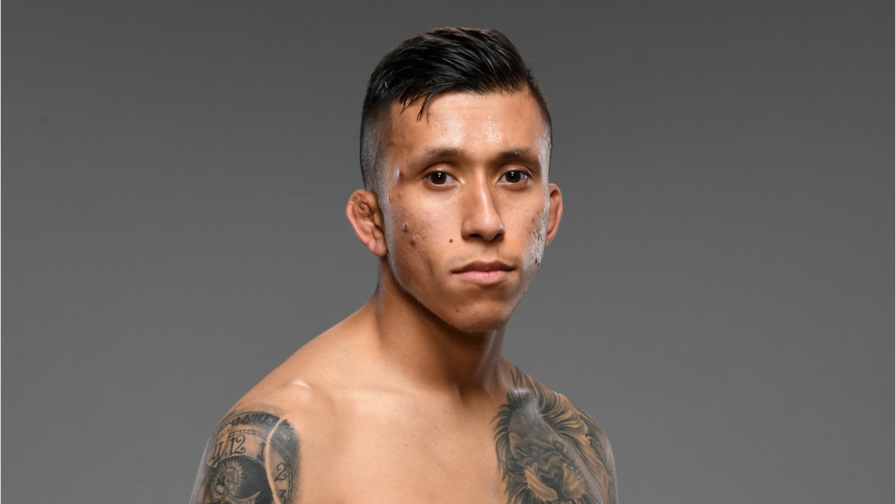 VOICI - "Je suis bi" : qui est Jeff Molina, le premier athlète de MMA à faire son coming out bi ?
