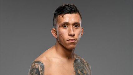 VOICI - "Je suis bi" : qui est Jeff Molina, le premier athlète de MMA à faire son coming out bi ?
