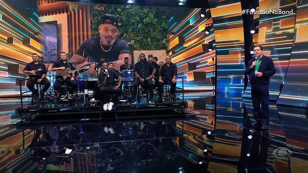 Mumuzinho usava duas calças para disfarçar pernas finas: "Vergonha" 20/03/2023 14:56:36