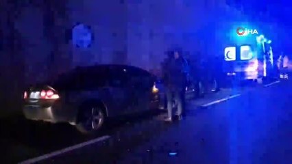 6 aracın karıştığı zincirleme kazada 2 kişi yaralandı
