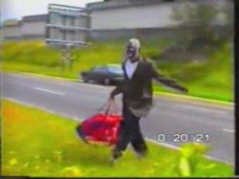 Mangobo et Koko dia Nzombo dans le Mari Menteur 1