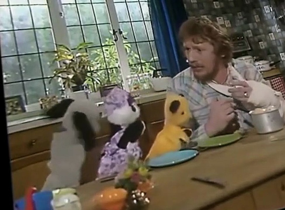 the-sooty-show-e00-safety-first-video-dailymotion