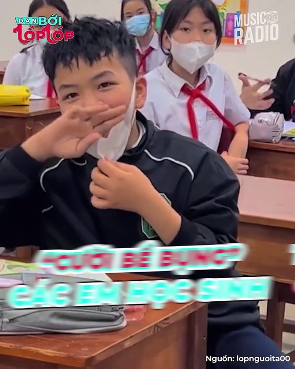Những khoảnh khắc 'cười bể bụng' của các em học sinh: Trêu nhầm con gái của cô giáo viên chủ nhiệm | Điện Ảnh Net