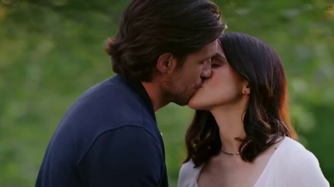 ZOE'S HAVING A BABY Trailer (2023) Nina Kiri, Ryan Bruce, Romance Movie