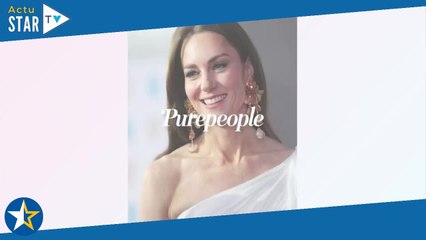 Kate Middleton sublime et très coquine aux BAFTA : regards et main aux fesses... C'est chaud avec Wi