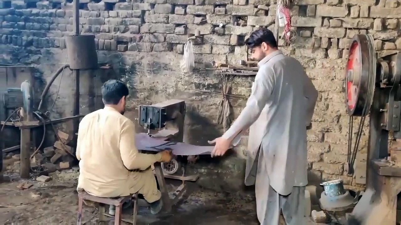 Local Shovel manufacturing process local