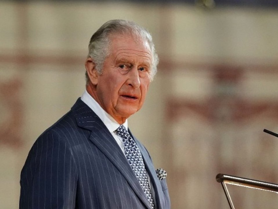 Acht Prozent der Deutschen wünschen sich einen König