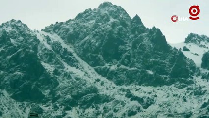 Şırnak'ta bahar beklerken kar geldi