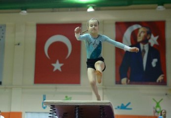 SPOR Cimnastik şampiyonu Elvan, eğitimini Ukrayna'da, antrenmanlarını Bursa'da sürdürüyor