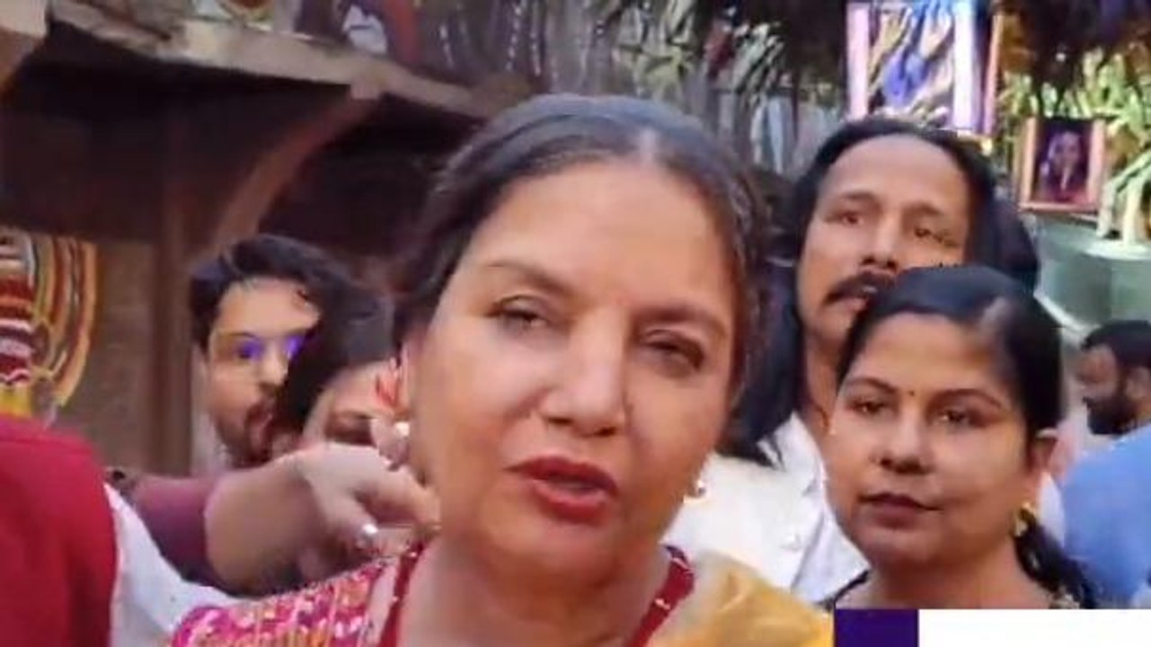 आज़मगढ़: फिल्म फेस्टिवल में शबाना की मौजूदगी मे...