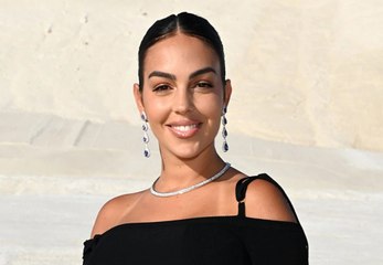 جورجينا تروّج لعطر سعودي باللغة العربية