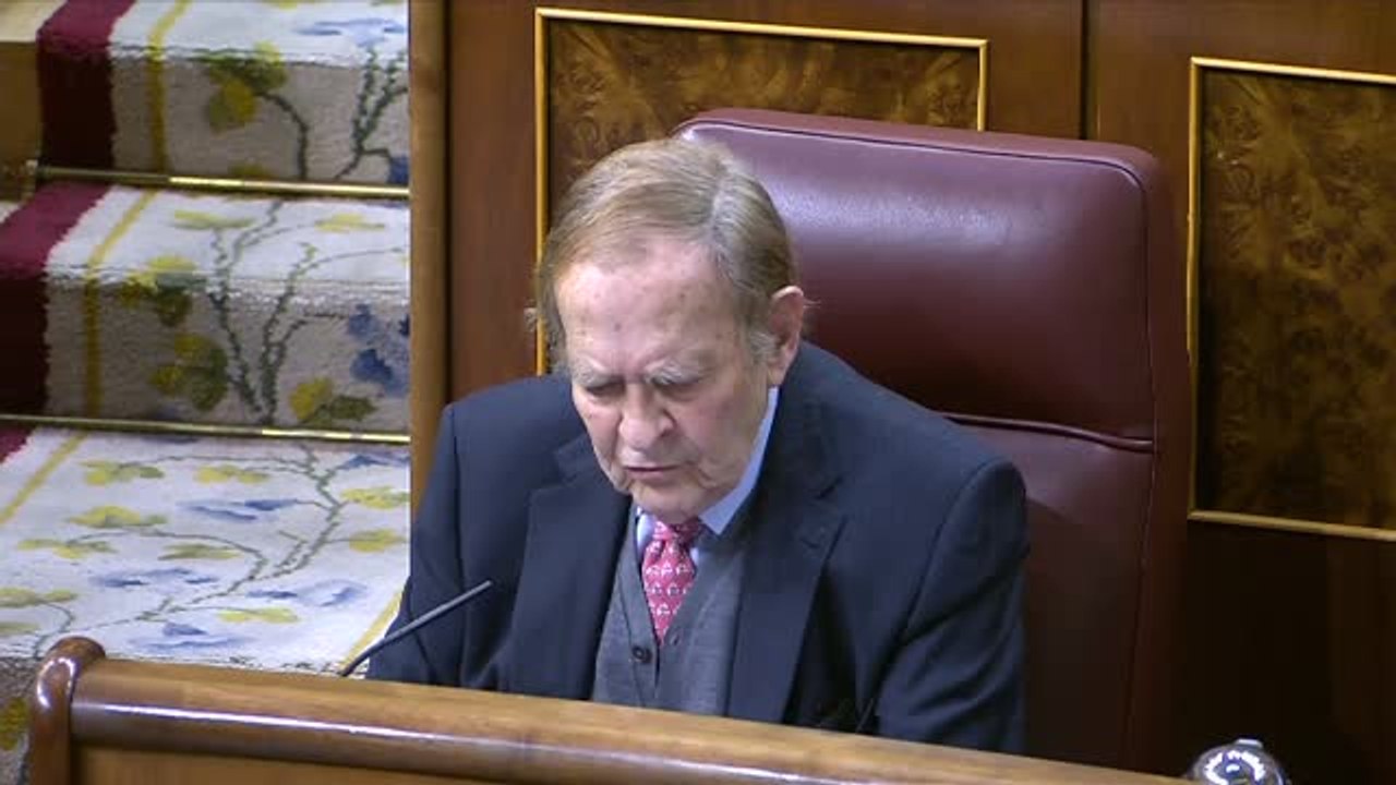 Tamames: "Su Gobierno, señor Sánchez, no respeta la separación de poderes. Montesquieu es un visitante molesto"