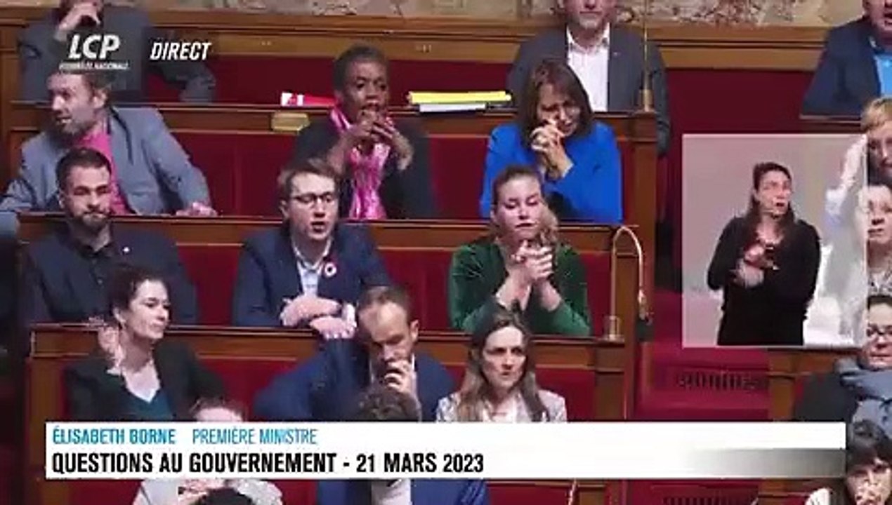 Elisabeth Borne accuse à l'Assemblée Nationale les Insoumis d'être responsables des incidents en France hier soir: "Votre violence verbale a débordé dans la rue"