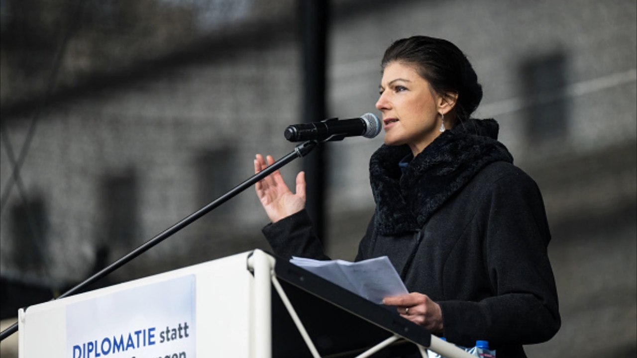 So viel Geld verdient Sahra Wagenknecht nebenbei