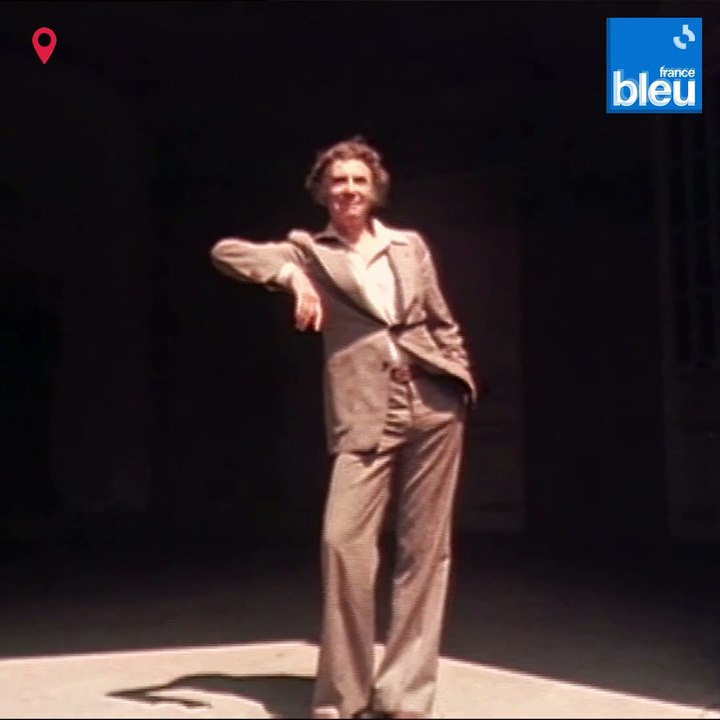 Marcel Marceau mime devant la cathédrale de Strasbourg