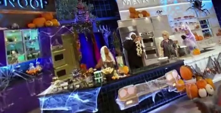 Martha and Snoops Potluck Dinner Party S02 E02