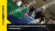 Las fiestas de los mandos en la sede de los antidisturbios
