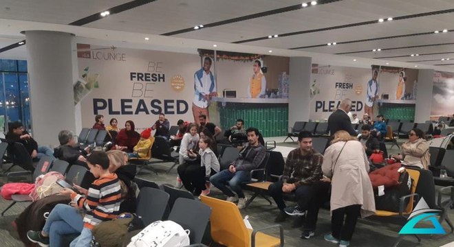 Kabin basıncı düşen yolcu uçağı İstanbul Havalimanı'na acil iniş yaptı 