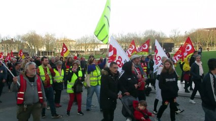 MVI_7434  manifestation contre la réforme des retraites 20/03/2023 Niort