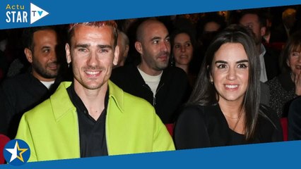 Antoine Griezmann marié à Erika : sa femme dans une robe en dentelle, photos sublimes de leur union