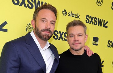 Ben Affleck y Matt Damon bromean diciendo que se les acaba el tiempo para seguir trabajando