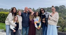 Bruce Willis reapareció en un video de su cumpleaños compartido por sus familiares