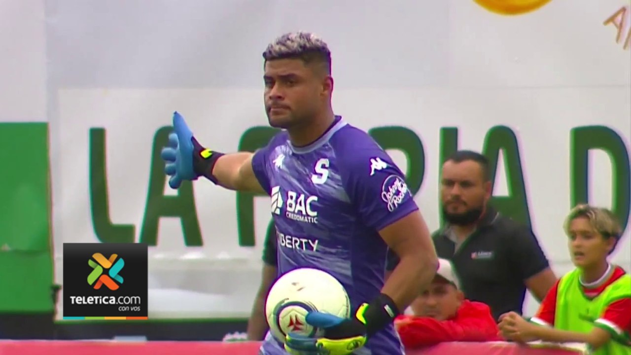 td7-kevin-chamorro-cortará-una-racha-de-19-partidos-como-titular-con-Saprissa-210323-