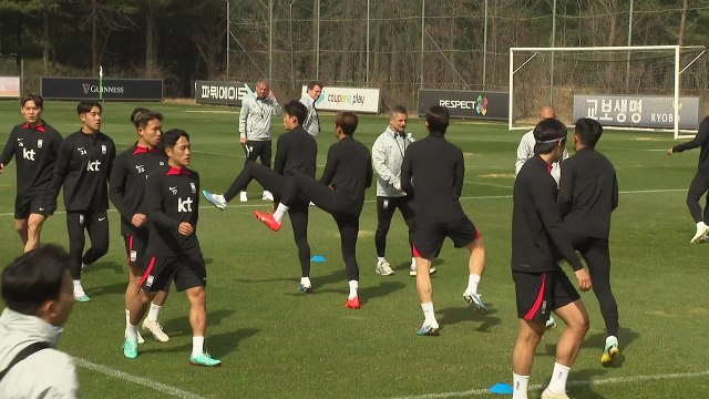 '완전체 훈련' 축구대표팀, 오전 훈련 마치고 울산으로 이동 / YTN