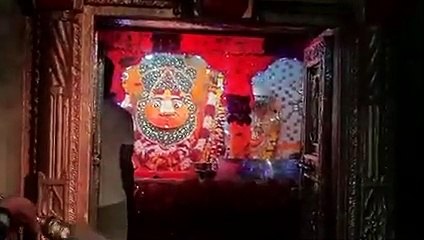 चैत्र नवरात्रि के पहले दिन उमड़े कालिका के भक्त